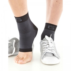 Neo G Plantar Fasciitis Everyday Support Socks